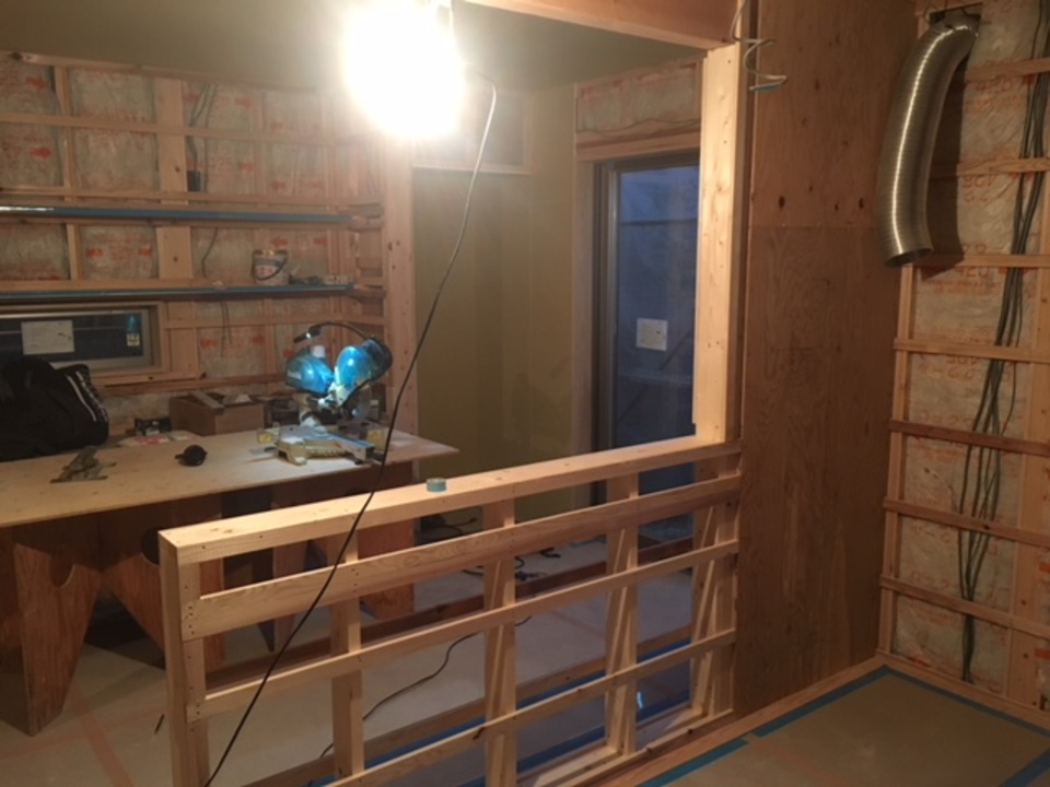 寺西です、キッチンカウンター下地施工完了です。