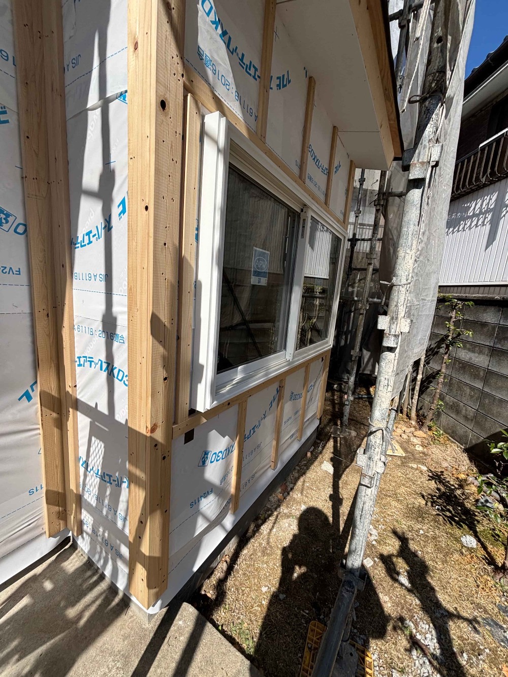 外壁下地施工中
