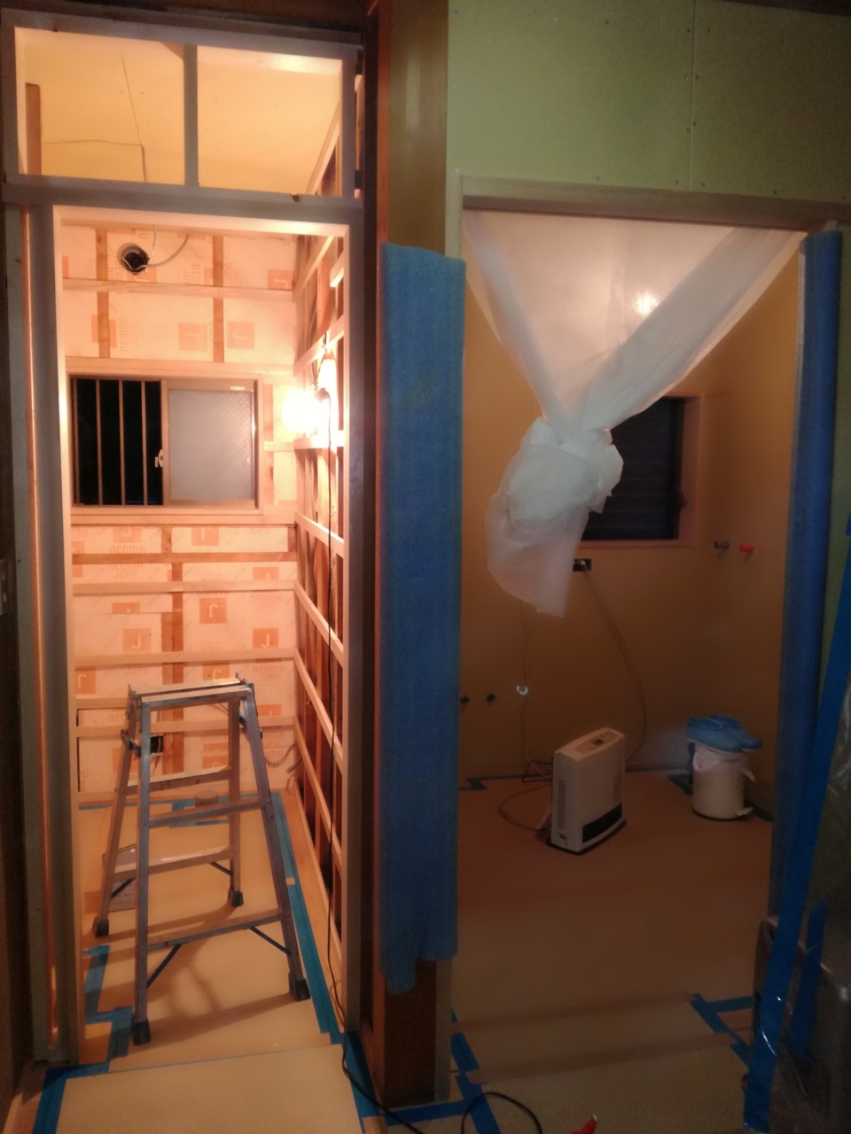 洗面、トイレももう一息です。