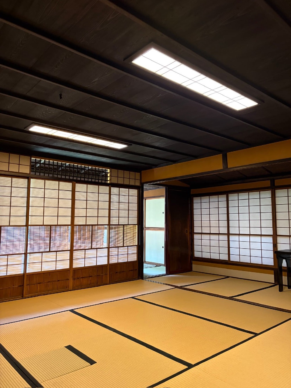 天井埋込照明の設置が完了