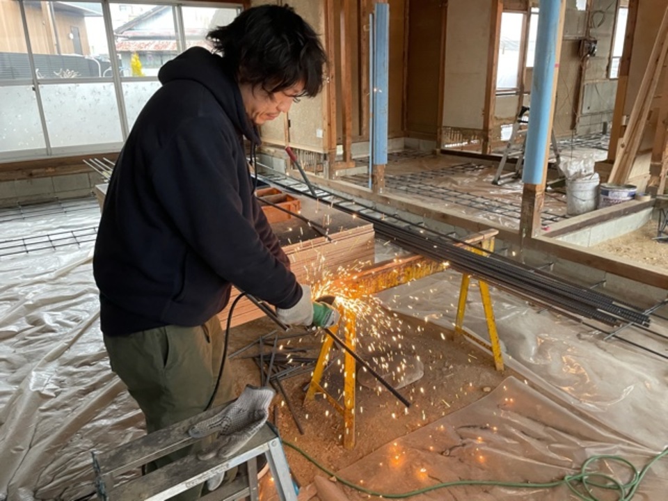 補強基礎の準備をしています（白井）