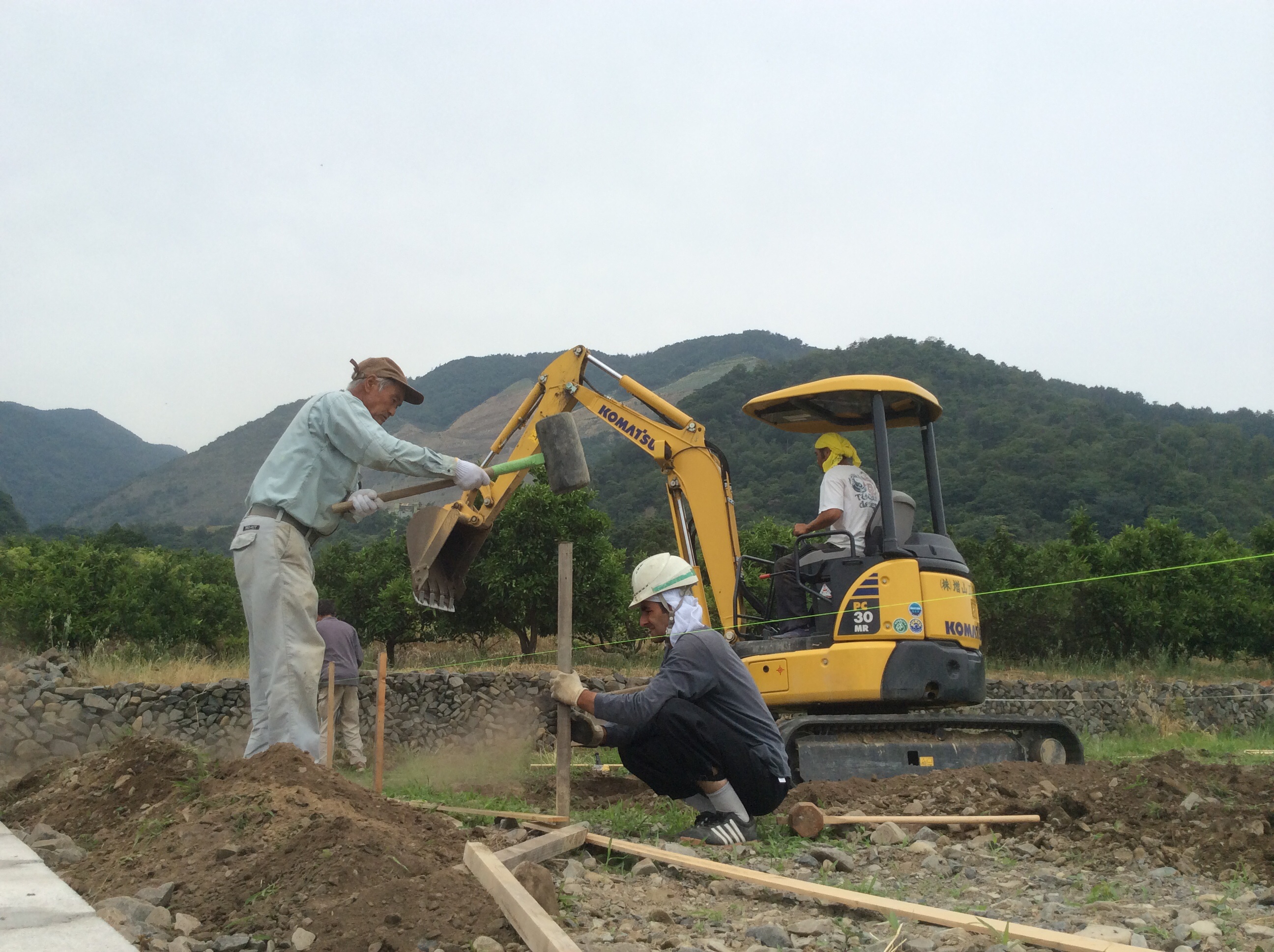 さあ、基礎工事スタートです！