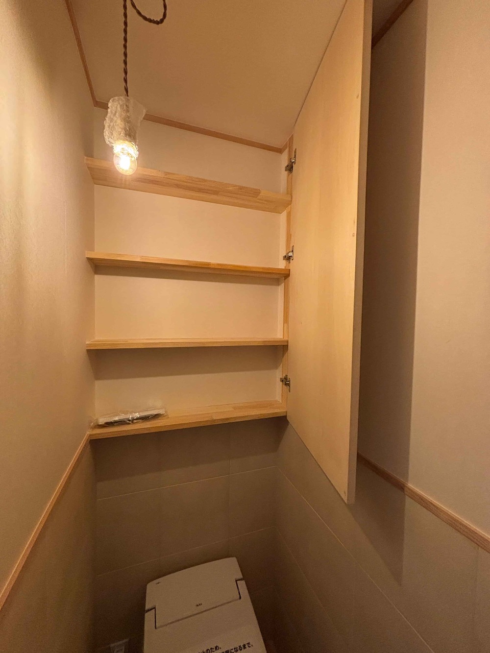 トイレ収納はお客様のリクエストで作成しました