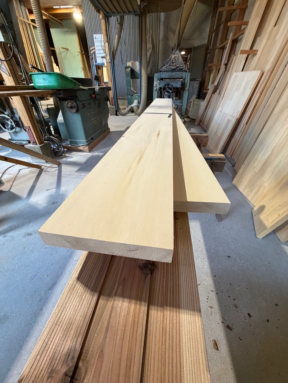 耐水性に優れたヒバ材破風板