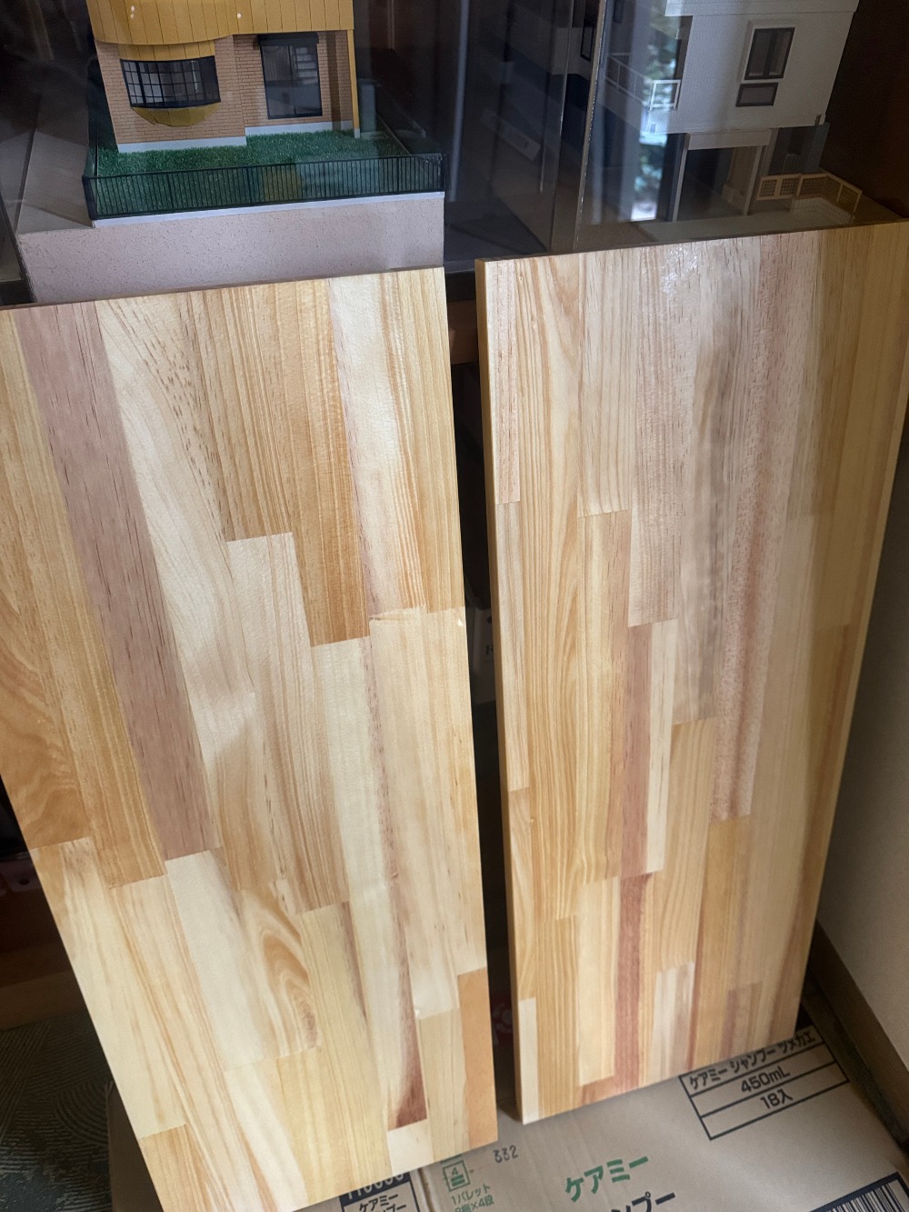 棚板のみを製作。遠方対応、サイズ指定、ダボ穴加工、自然塗料仕上げ