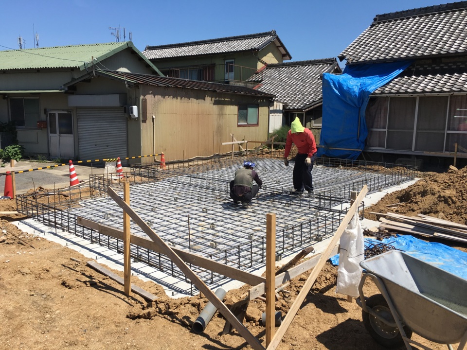 引き続き、配筋工事です！