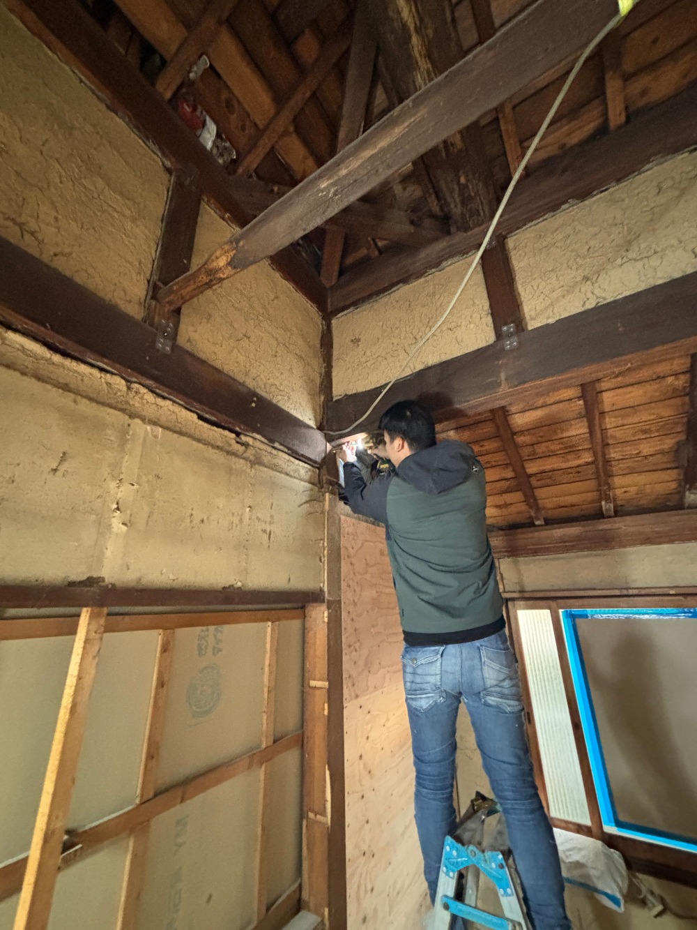 上部構造体の金物補強