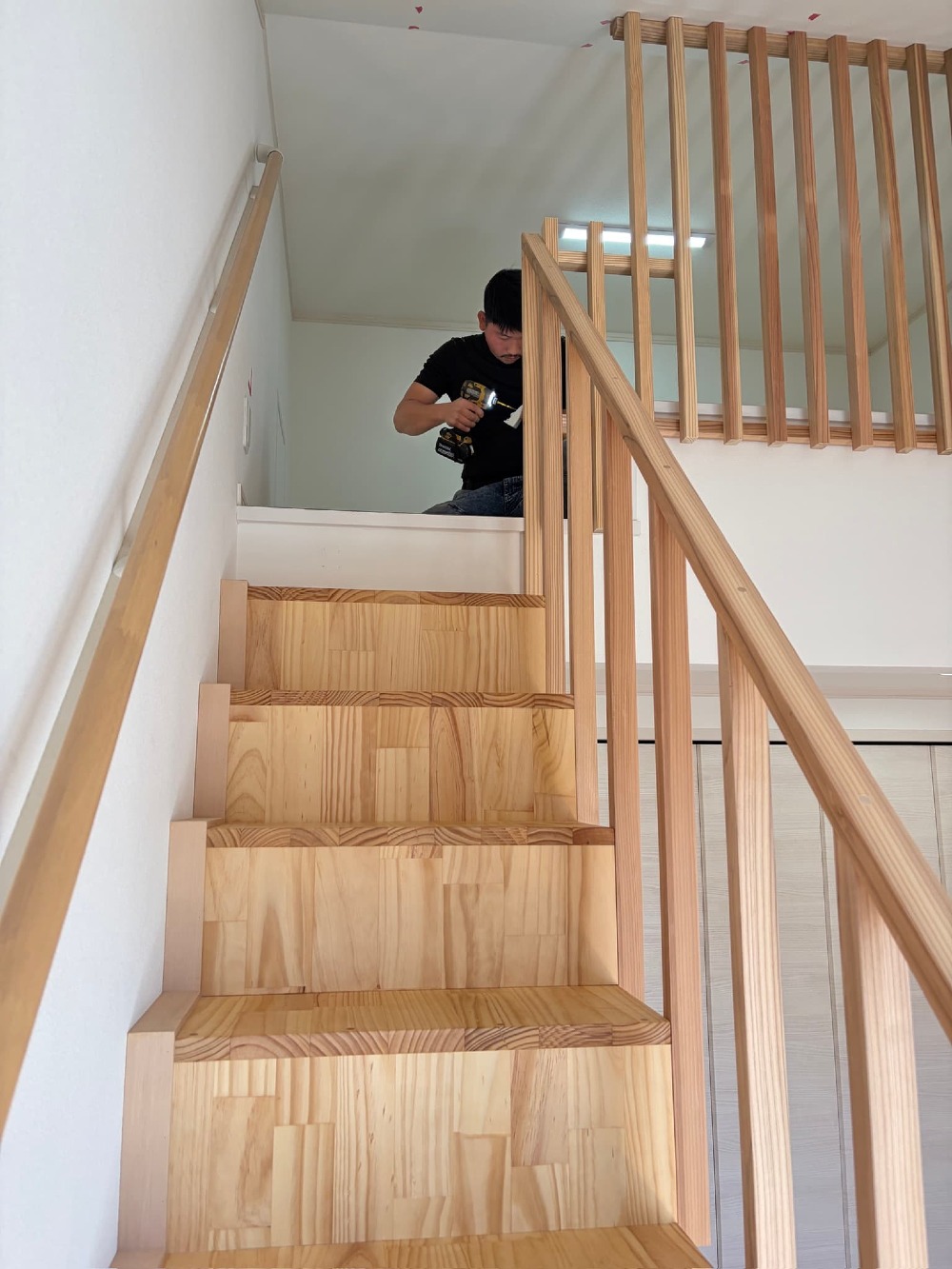 ロフト用 箱階段を設置
