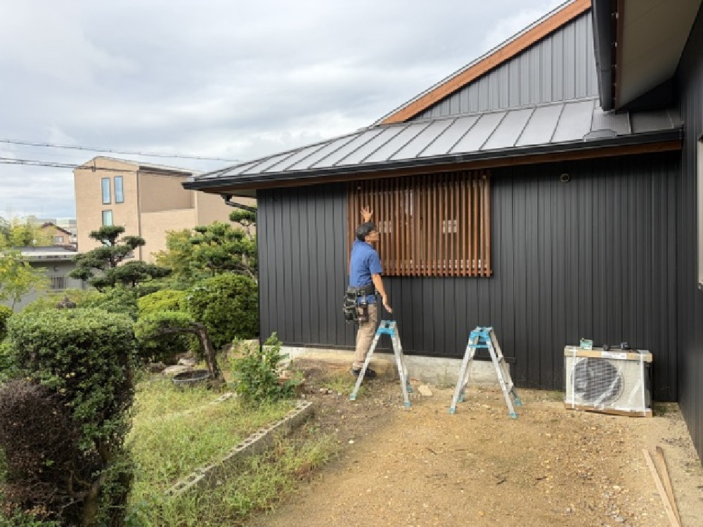 格子取付中