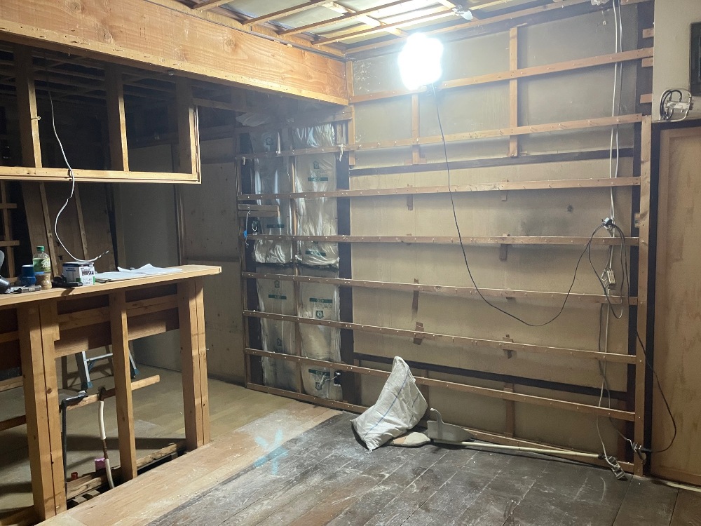 解体を進めています