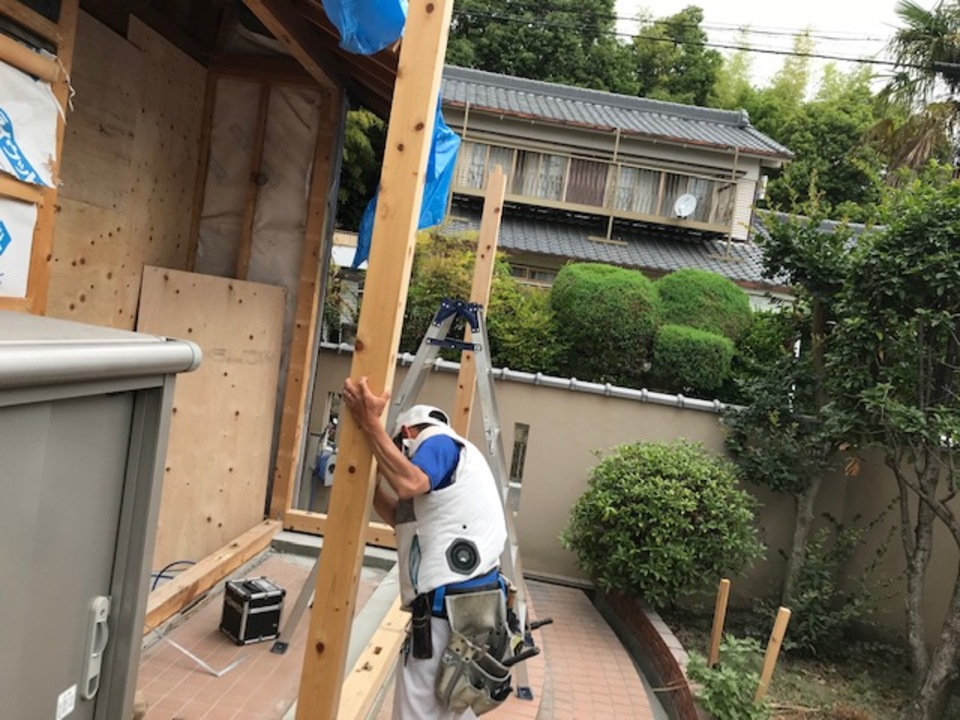 北野瓦店が応援してくれました。