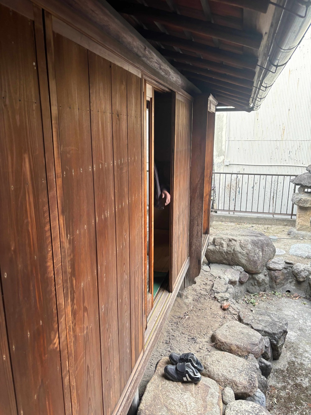 建具調整・木製建具は適切なメンテナンスで長く使い続けることが可能です