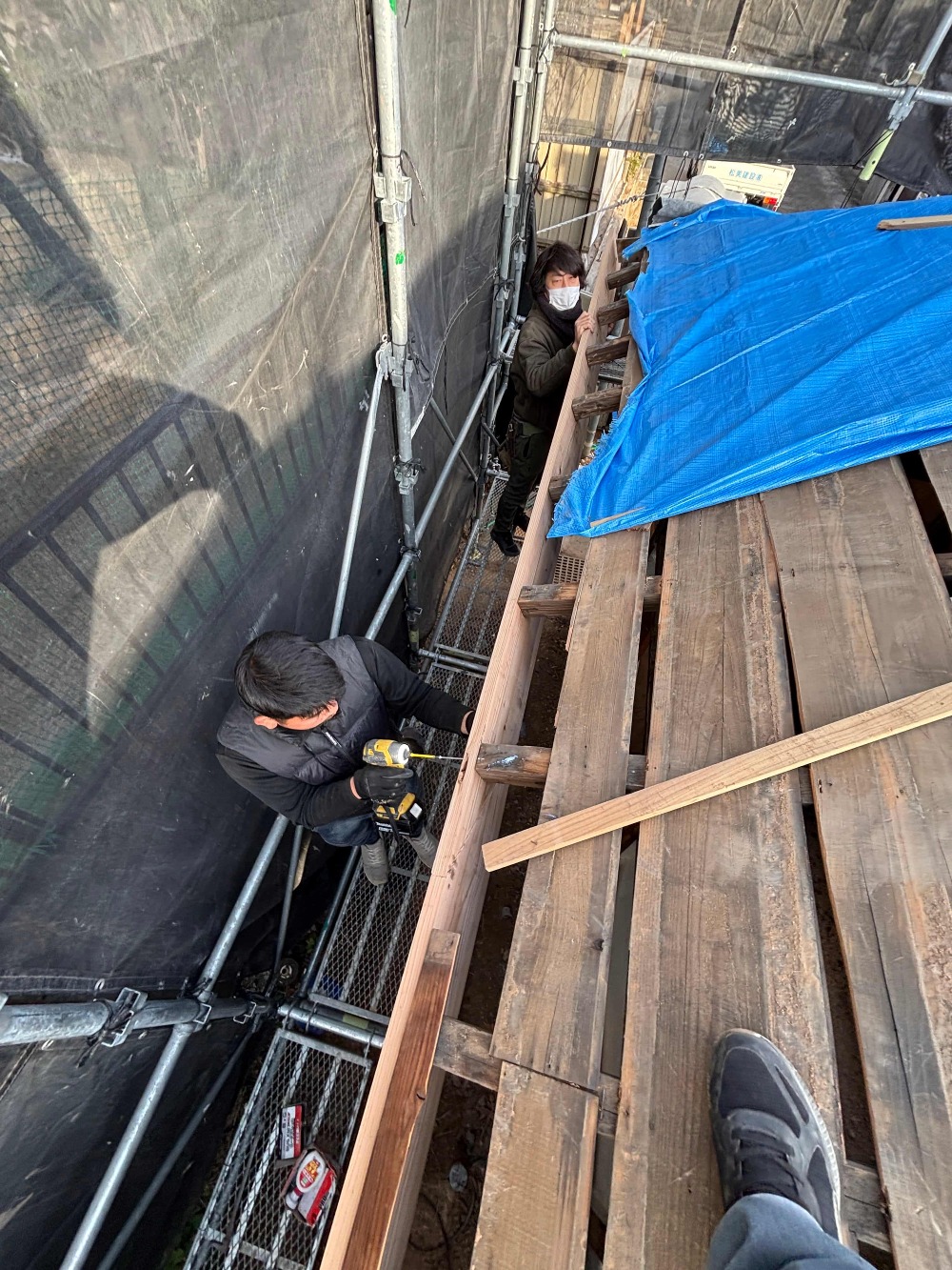 化粧鼻隠し取付け