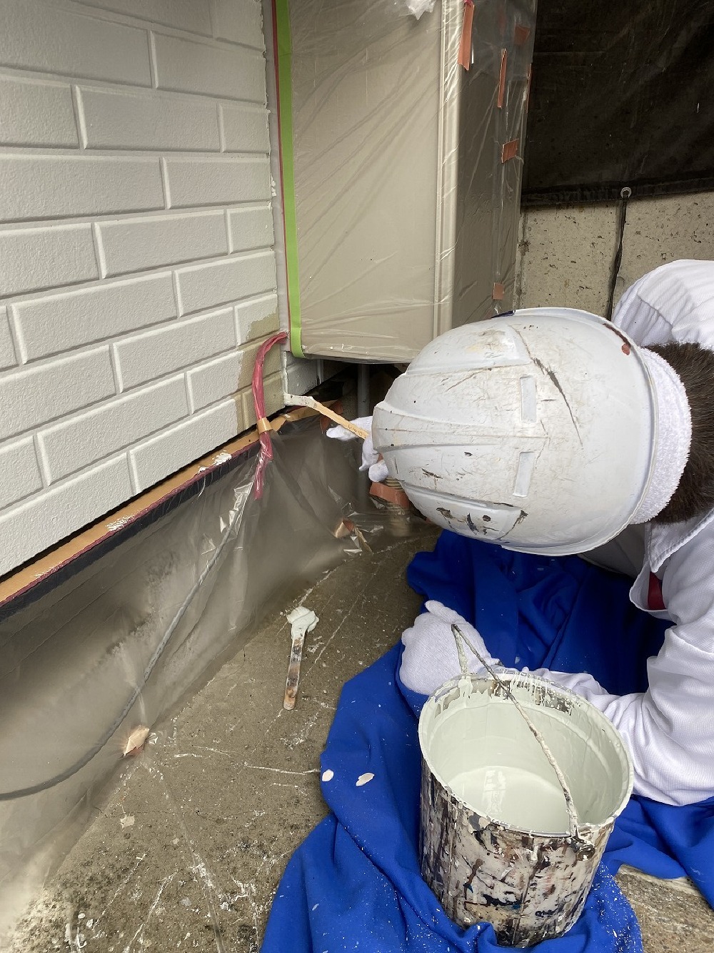 （東郷町O様邸・外装工事）細かい所まで見落とさず、しっかり塗ってくれています。 