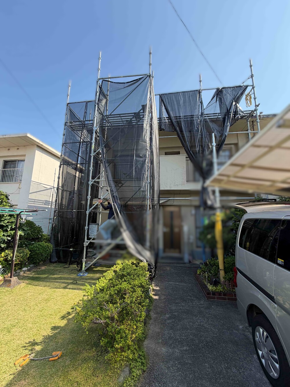 連棟住宅　屋上屋根　防水塗装工事・水洗い作業