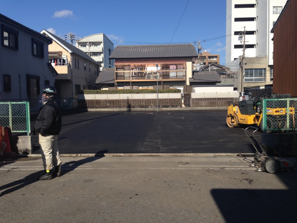 アスファルトが敷かれました！