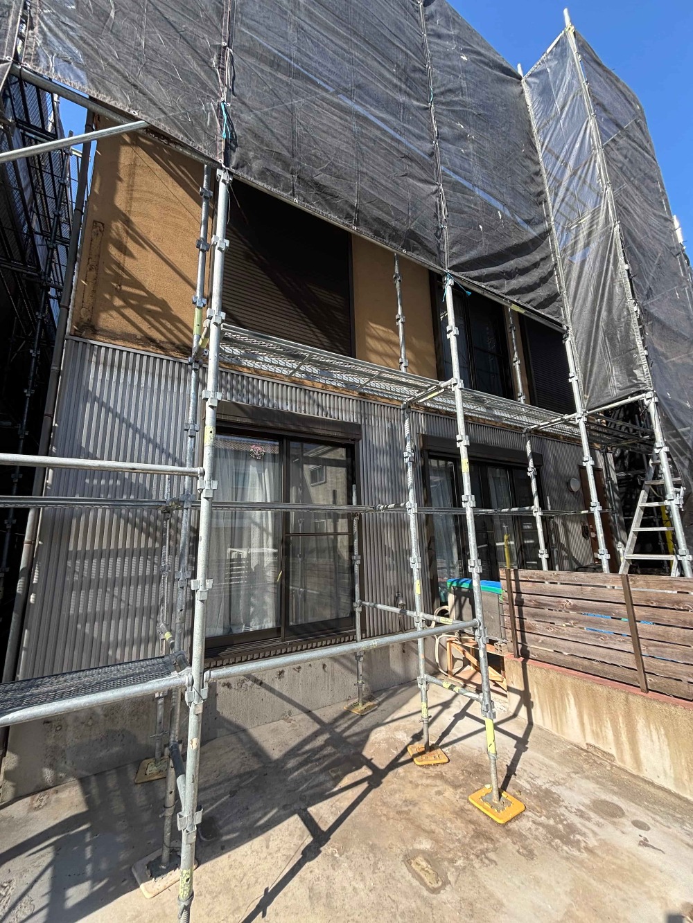 ベランダの解体を行いました