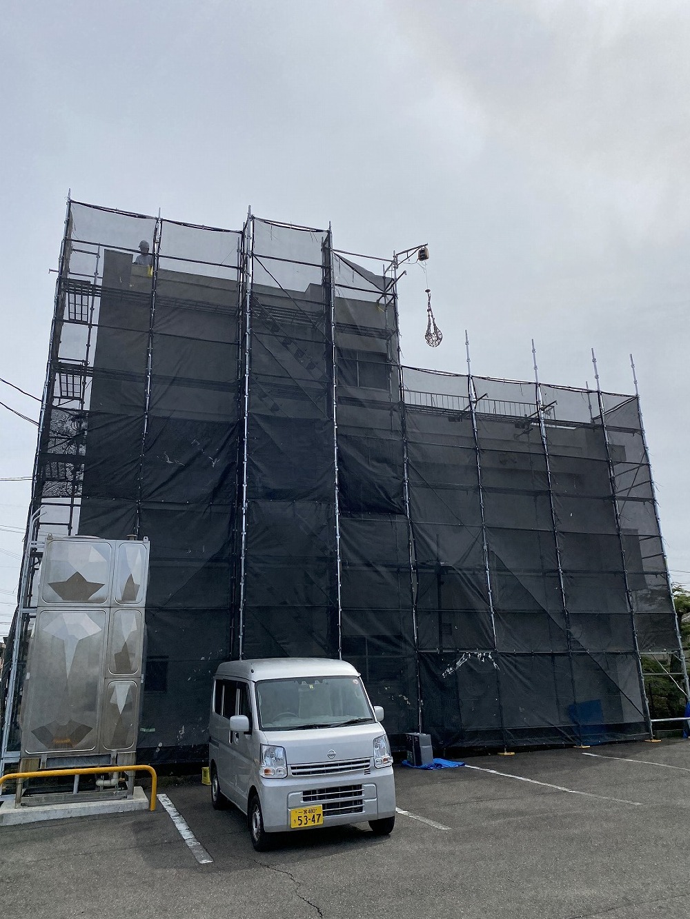 （稲沢市）花井医院様外装工事、順調に進んでいます 防水屋さん、きちんと工程を押さえています