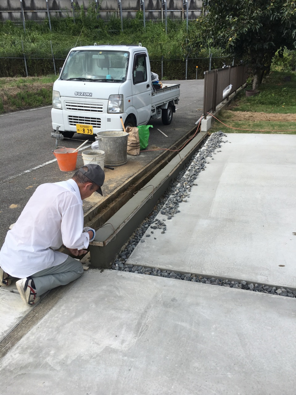 ブロックを仕上げする、なべさん！