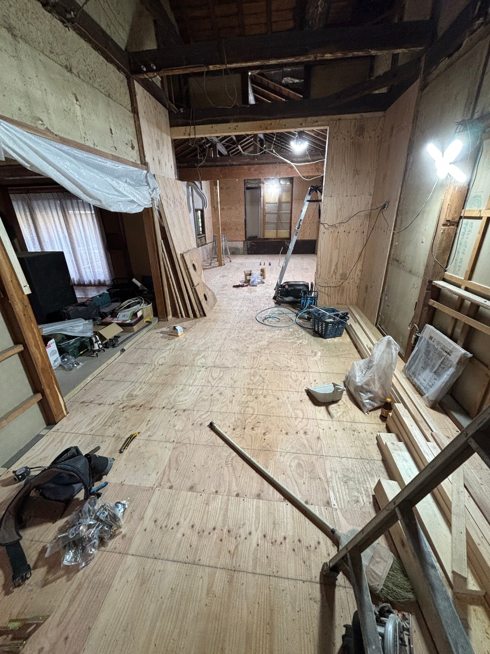 上部構造体の金物補強