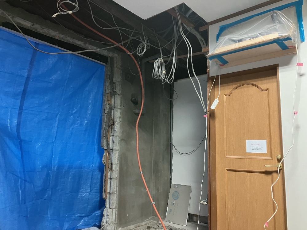 ブロックの解体などを行いました