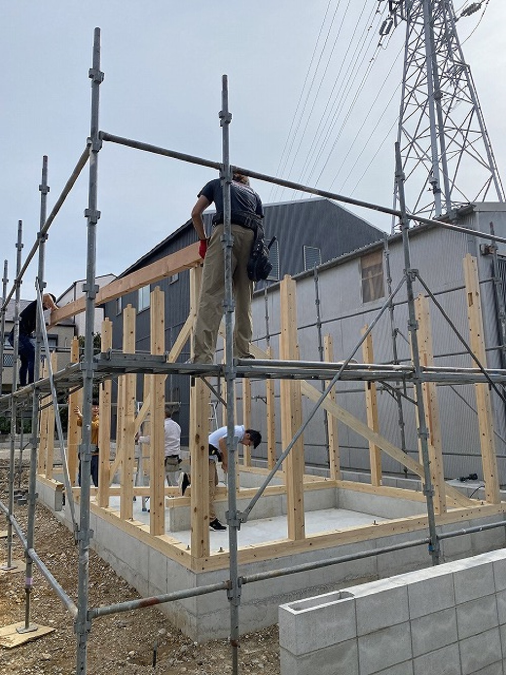 先週の豪雨で延期になった建舞を行うことができました。今日はいい天気です！