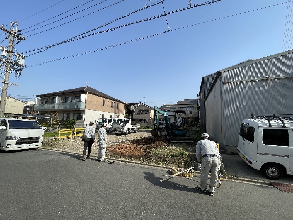 今日から、ブロック工事開始です（白井）