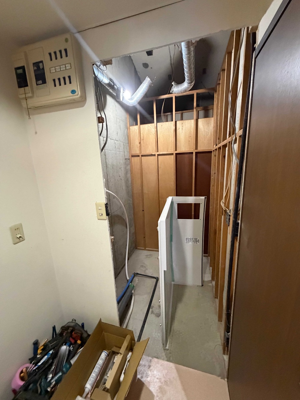 （賃貸マンション改装工事）