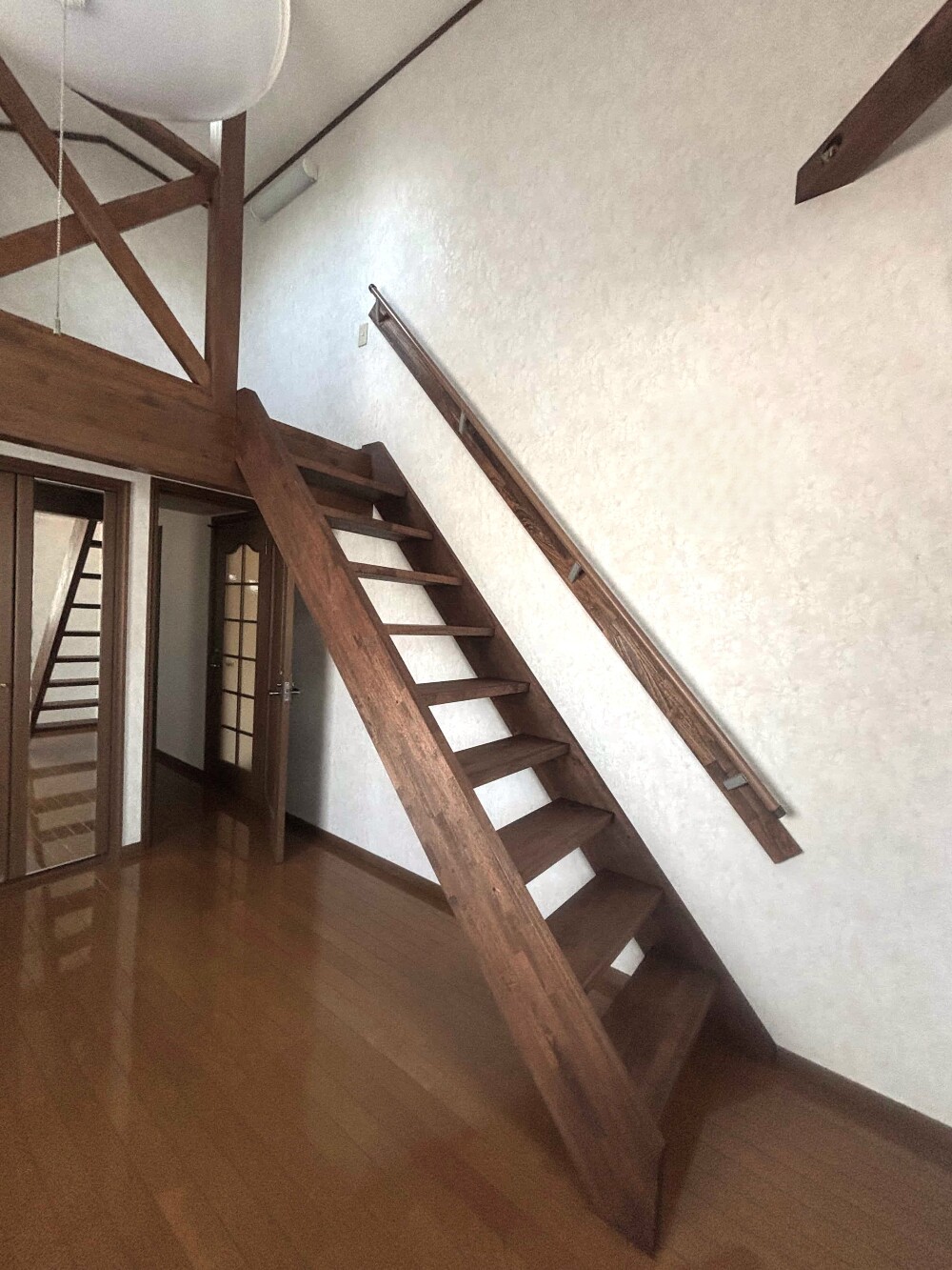 ロフト固定階段完成