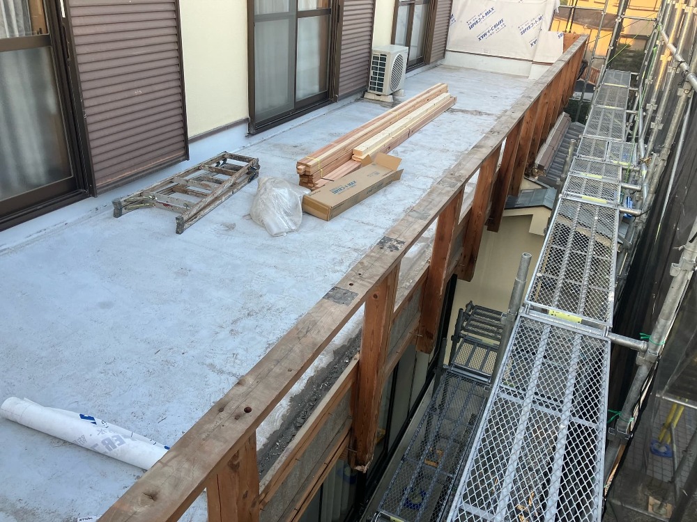 雨漏りベランダ改修工事