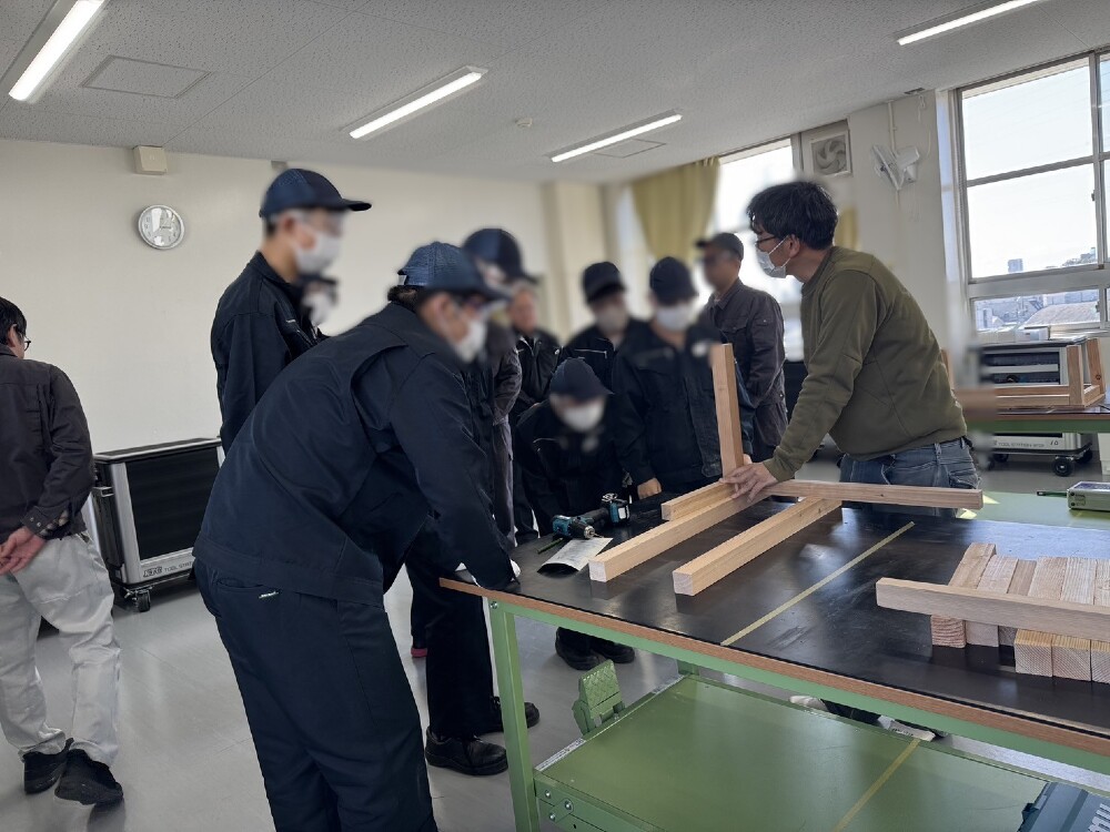 名古屋市立若宮高校の生徒さんと木工ワークショップを行いました。