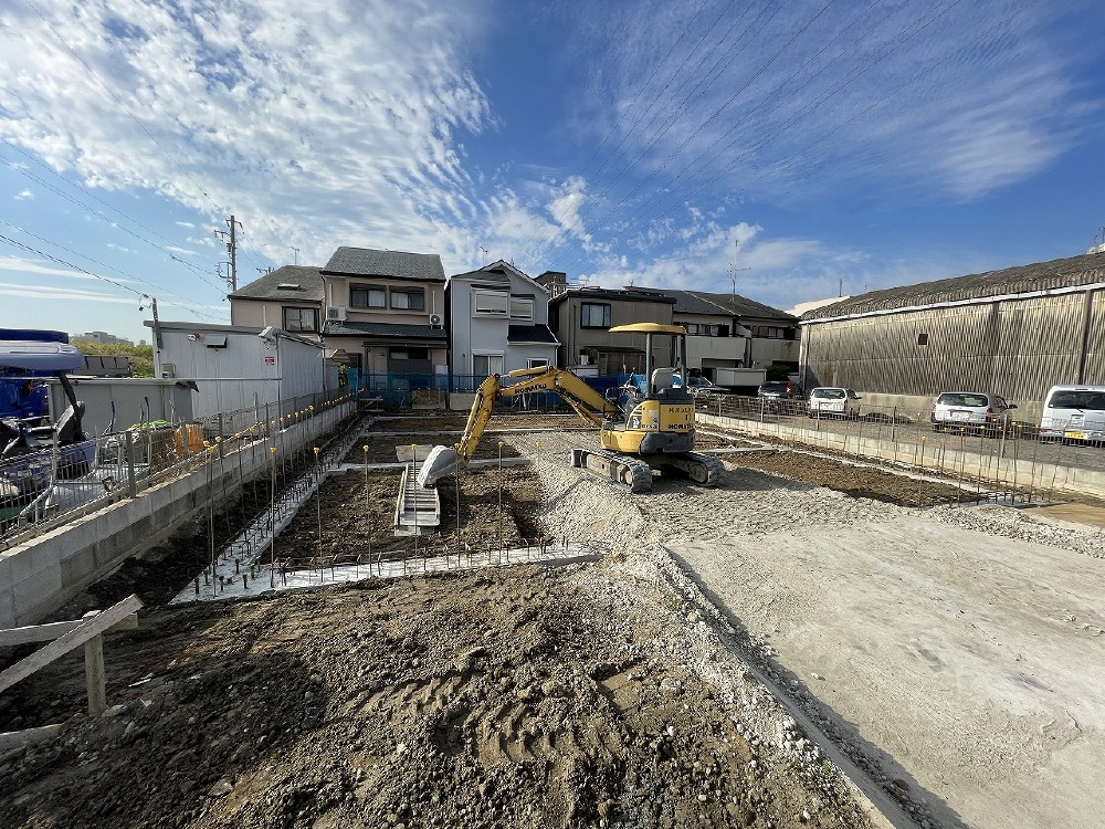 埋め戻し、順調に進んでいます（白井）