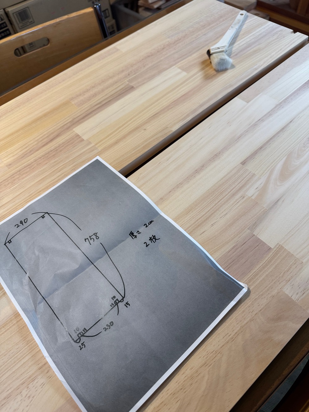 食器棚の棚板をオーダー製作