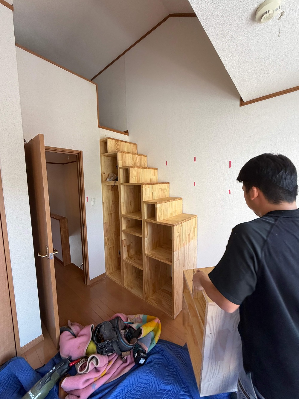 階段設置中
