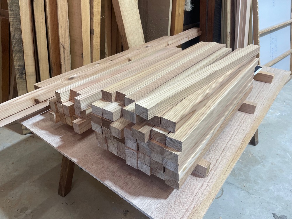 格子材料加工中