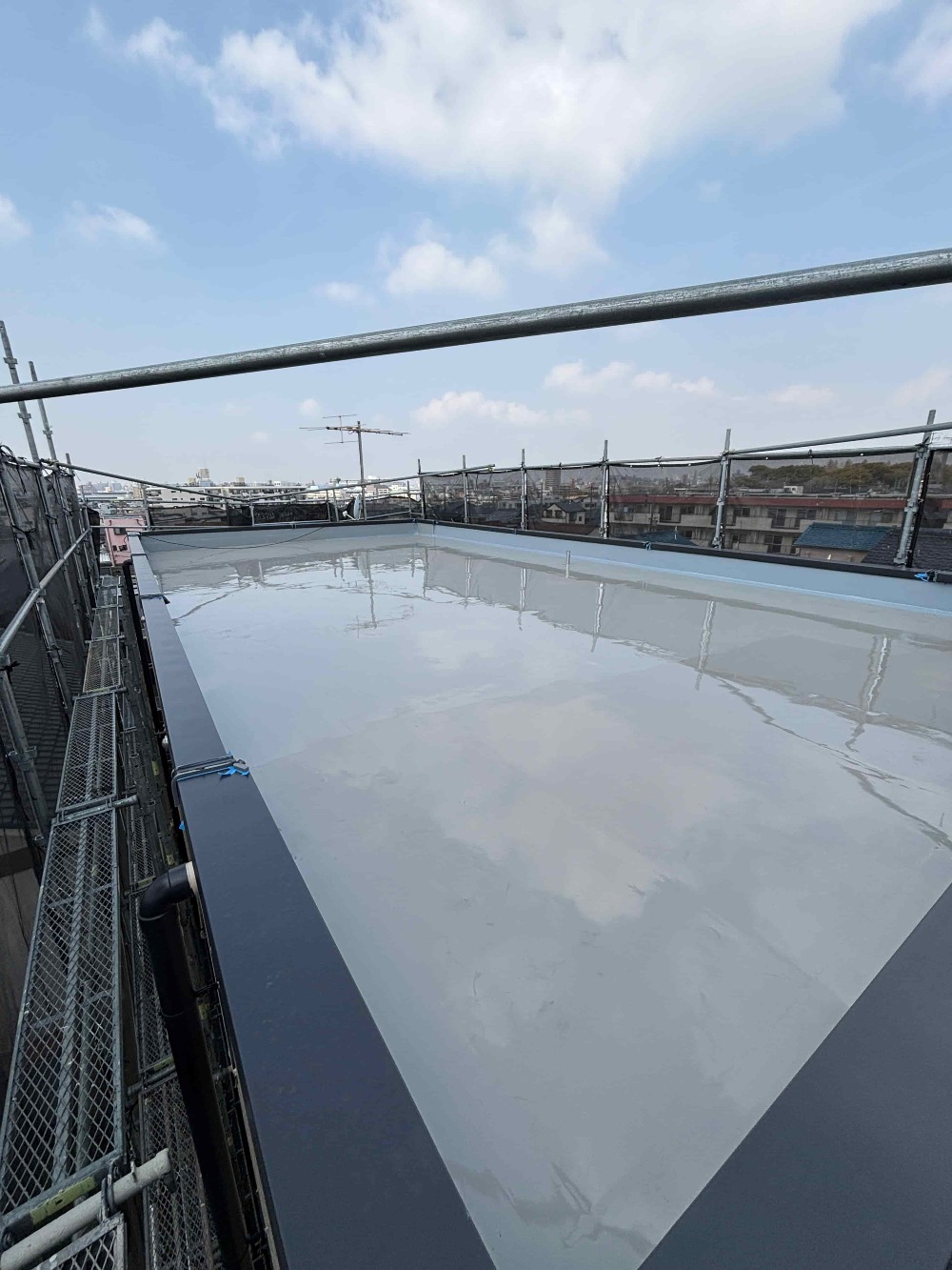 防水工事  順調に進んでいます。