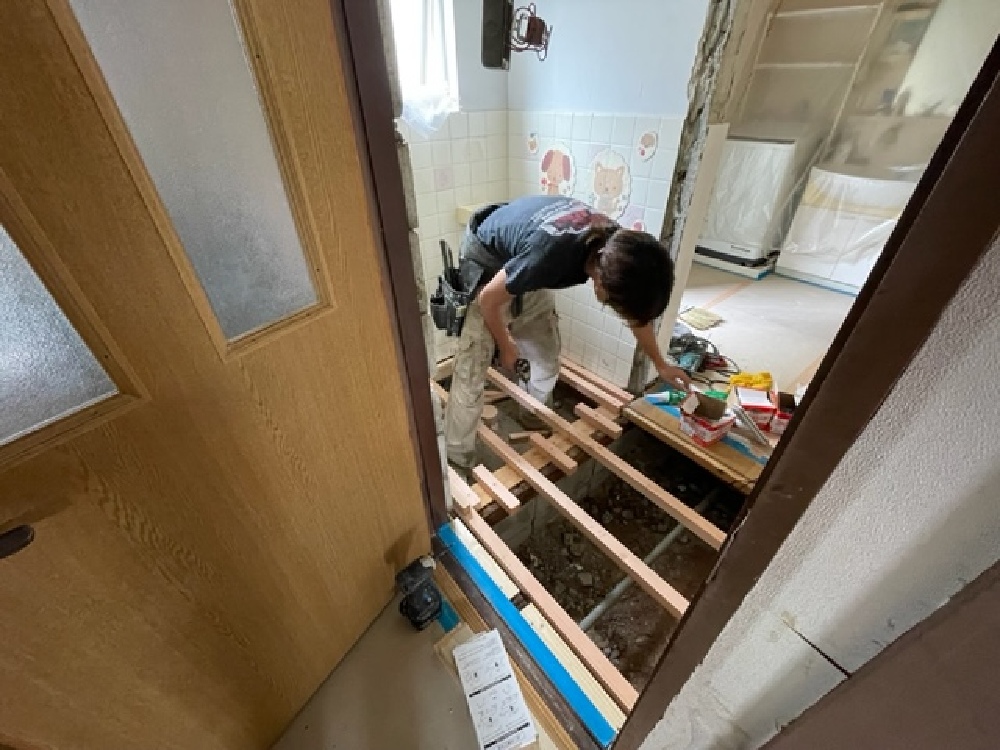 （天白区・T様邸・トイレ改装工事）ネタを施工中です（寺西）