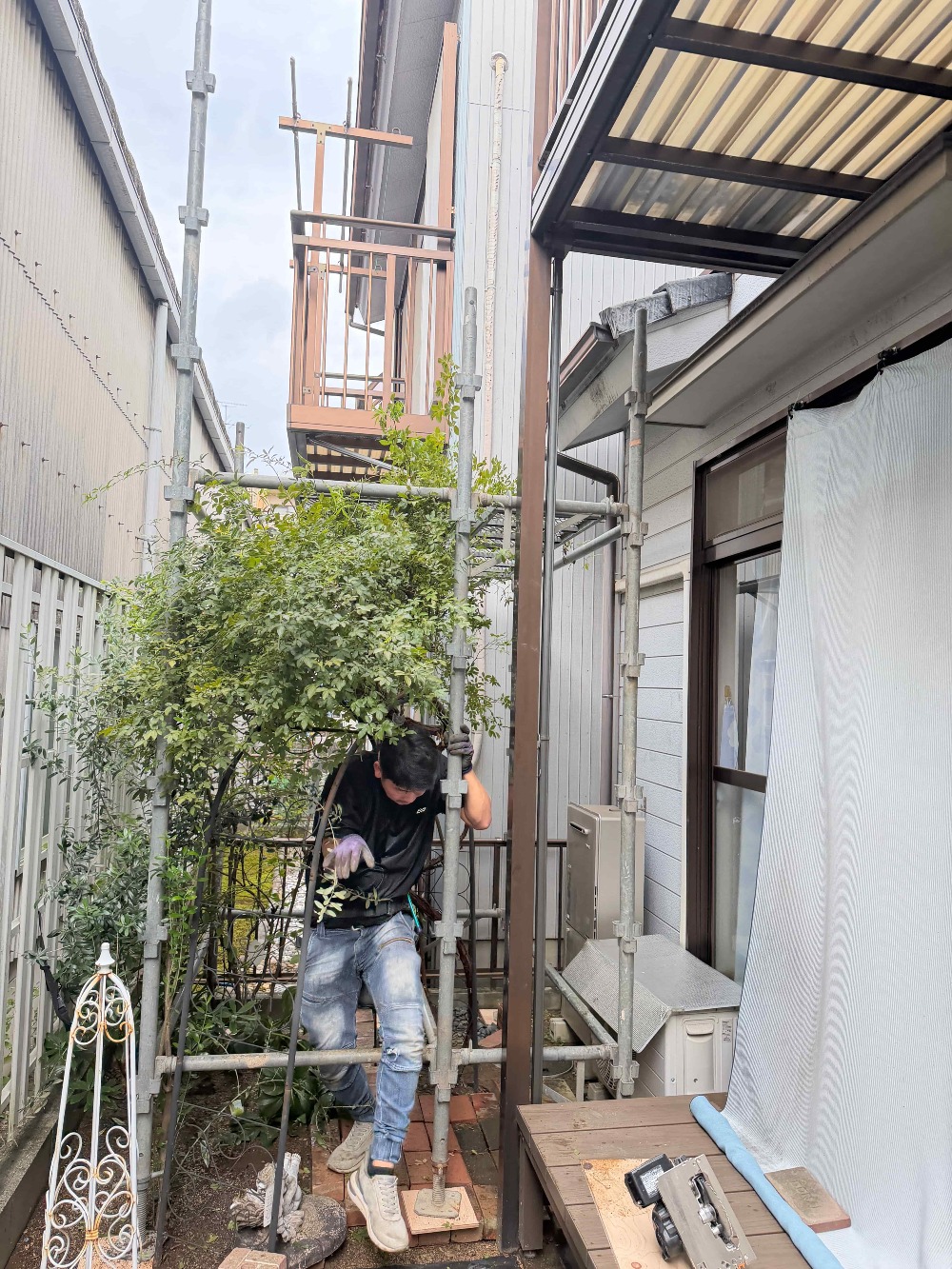 足場を組立ました。