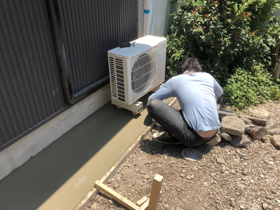 土間打ち完了です