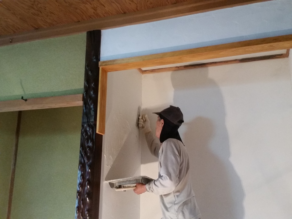 なべさんが仕上げをおこなっています。