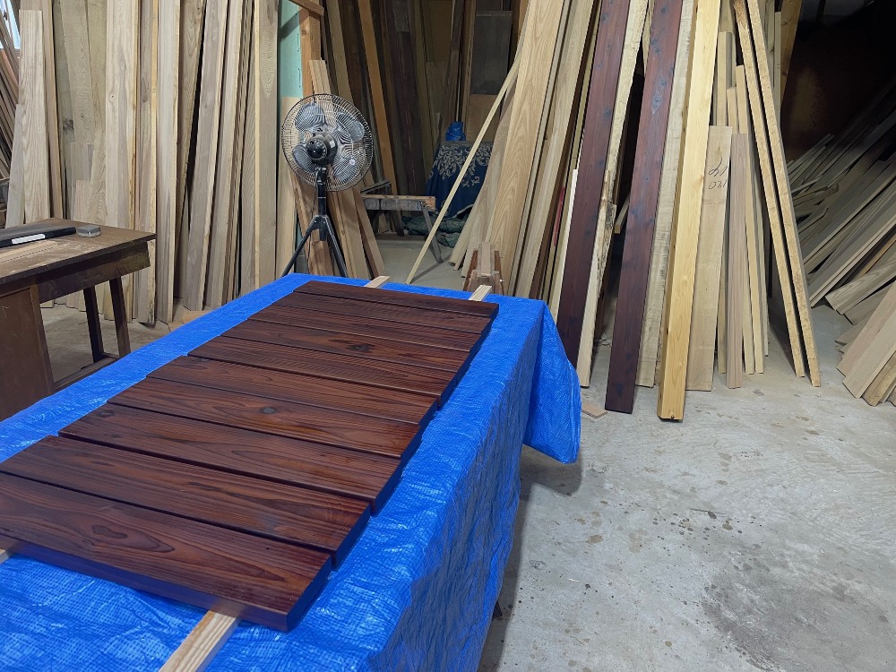 デッキ材加工塗装