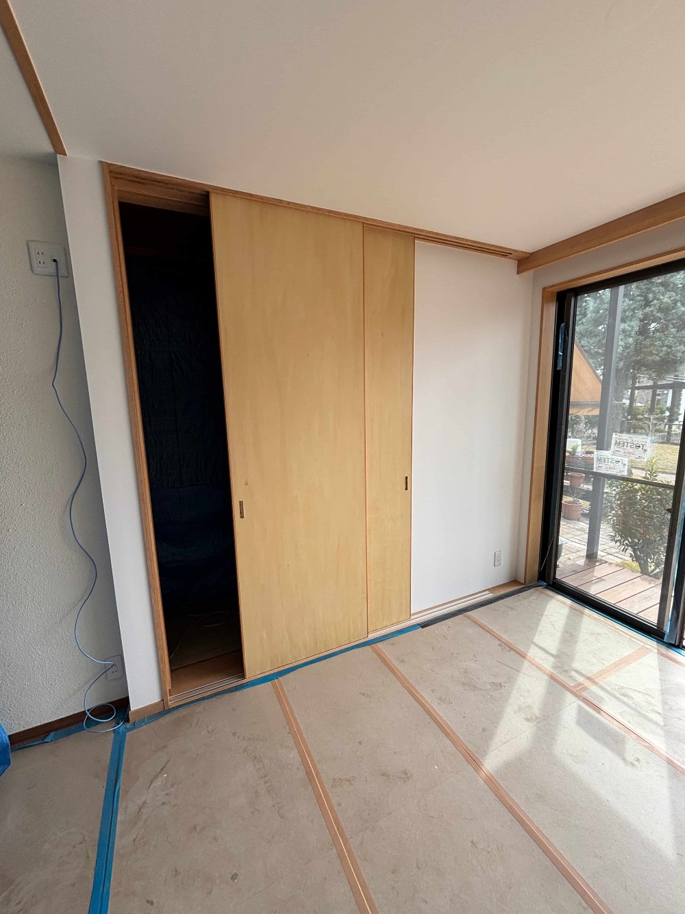 高さ2400ミリ引戸