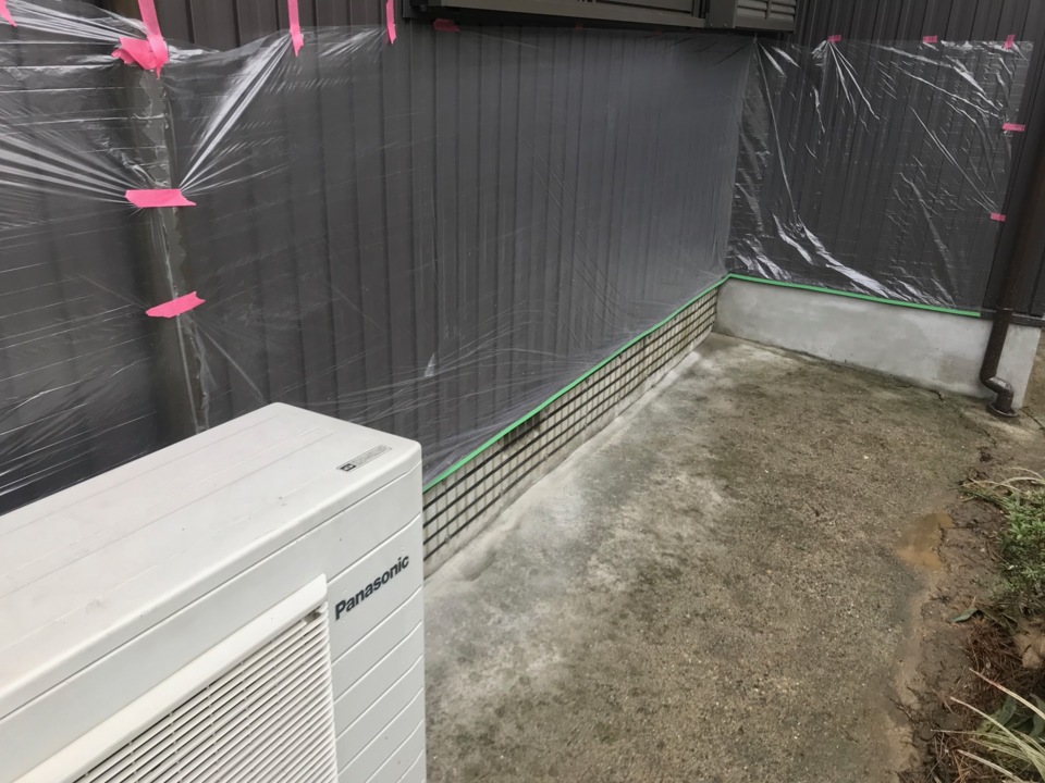 FRPｸﾞﾘｯﾄ基礎補強を行っています。