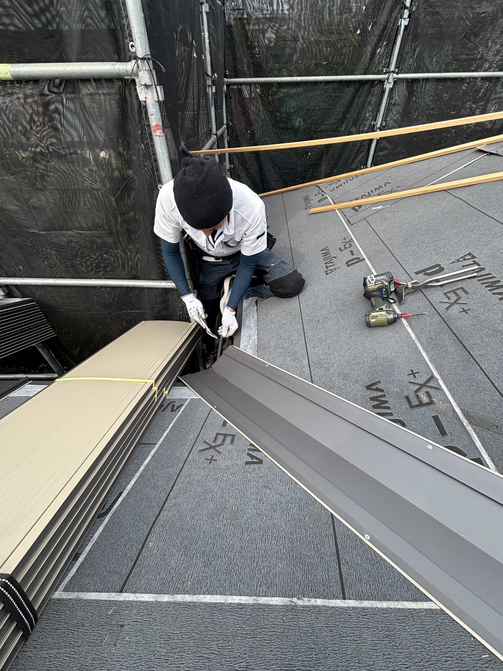 屋根板金工事