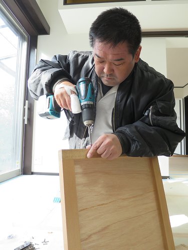 建具工事　古い建具再利用　既存建具再利用　リユース　ドア　リノベーション　リフォーム