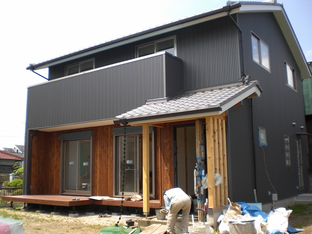 愛知県一宮市の無垢材・自然素材の木の家/新築工事現場　外観