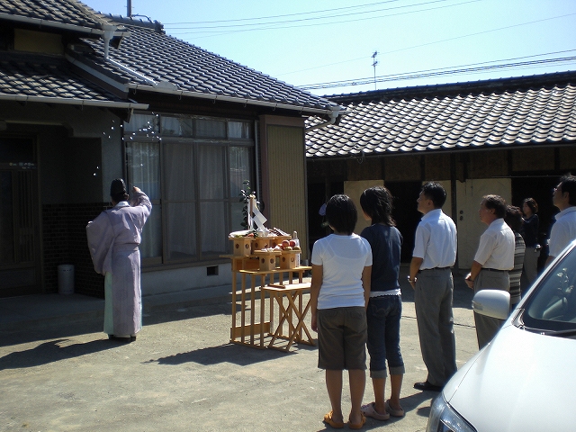 愛知県岡崎市　無垢材/自然素材の材料を使った古民家再生現場　お祓い2