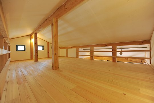 土佐和紙の天井